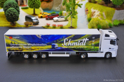 20251024-Schmidt-00040