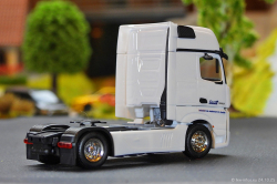 20251024-Schmidt-00070