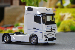 20251024-Schmidt-00076