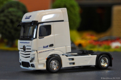 20251026-Schmidt-00062