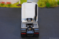 20251026-Schmidt-00069