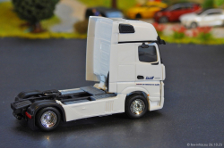 20251026-Schmidt-00074