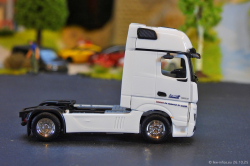 20251026-Schmidt-00076