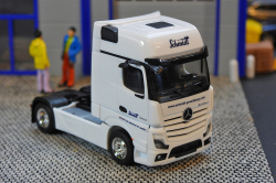 20251026-Schmidt-00241