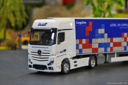 20251128-Schmidt-00003