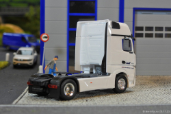 20251128-Schmidt-00073