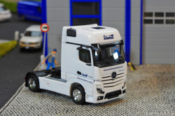 20251128-Schmidt-00080