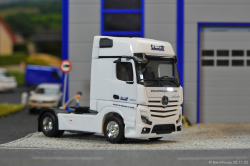 20251128-Schmidt-00081