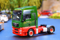 20251225-Schmitz-Robert-00065