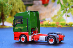 20251225-Schmitz-Robert-00075