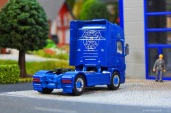 20251205-Trio-Trans-00070