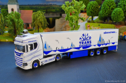 20251205-Trio-Trans-00084