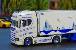 20251205-Trio-Trans-00094