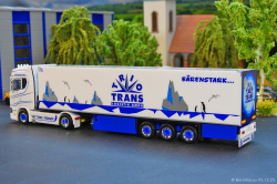 20251205-Trio-Trans-00099