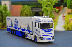 20251205-Trio-Trans-00136