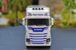 20251205-Trio-Trans-00140