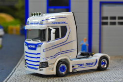 20251205-Trio-Trans-00144