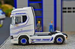 20251205-Trio-Trans-00148