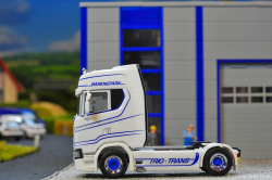 20251205-Trio-Trans-00149