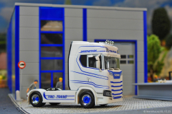 20251205-Trio-Trans-00170