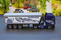 20251205-Trio-Trans-00216