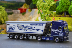 20251205-Trio-Trans-00230