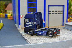 20251205-Trio-Trans-00246