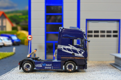 20251205-Trio-Trans-00255