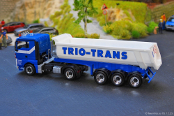 20251205-Trio-Trans-00290