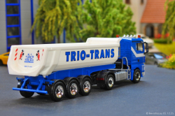 20251205-Trio-Trans-00294