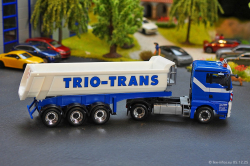 20251205-Trio-Trans-00299