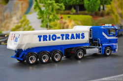 20251205-Trio-Trans-00307