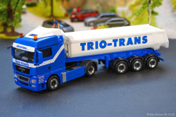 20251205-Trio-Trans-00349