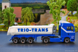 20251205-Trio-Trans-00388