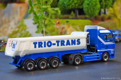 20251205-Trio-Trans-00390