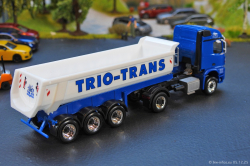 20251205-Trio-Trans-00555