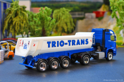 20251205-Trio-Trans-00556