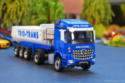 20251205-Trio-Trans-00570