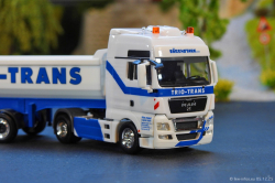 20251205-Trio-Trans-00651