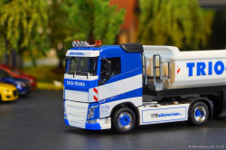 20251205-Trio-Trans-01276