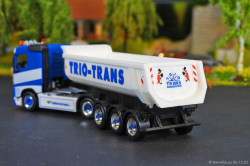 20251205-Trio-Trans-01285