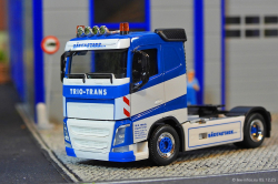 20251205-Trio-Trans-01331