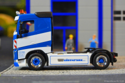 20251205-Trio-Trans-01336