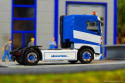 20251205-Trio-Trans-01352