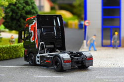 20251205-Trio-Trans-00930