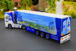 20251205-Trio-Trans-00968