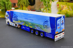 20251205-Trio-Trans-00973