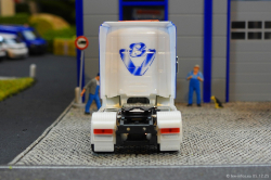 20251205-Trio-Trans-01022