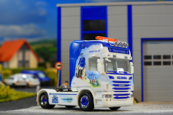 20251205-Trio-Trans-01037