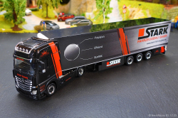 20251205-Trio-Trans-01044